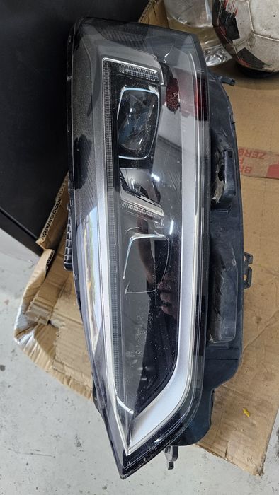 Far stanga Audi A5 2019