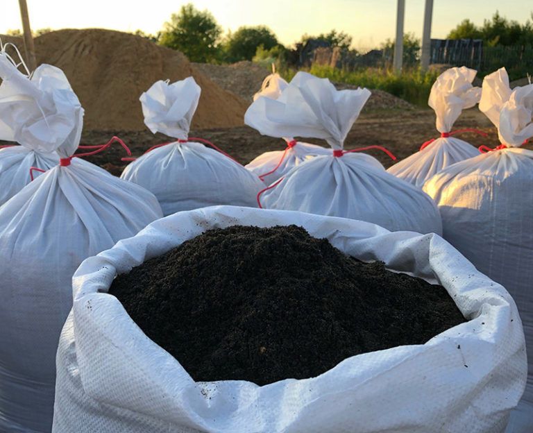 Горный чернозем в мешках