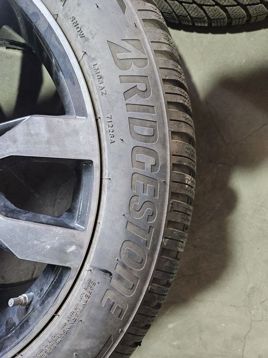 Джанти с гуми за Vw Touareg 5x112 285/45/20 Bridgestone