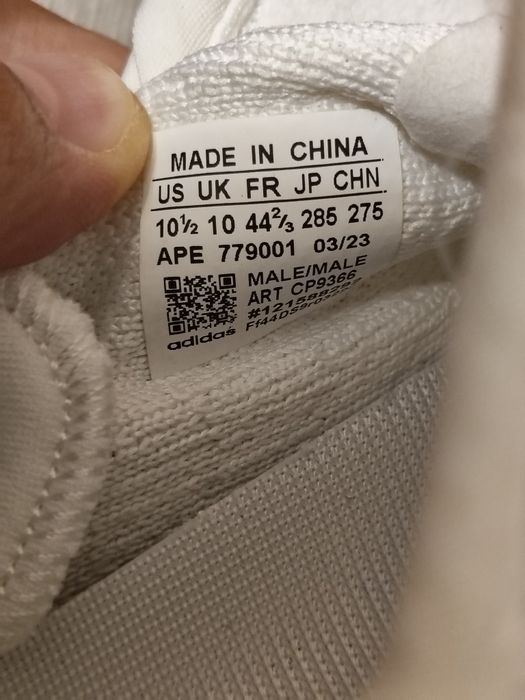 Yeezy 350 Albi Noi