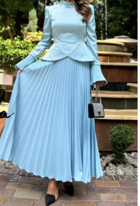 Продам платье 8 видов