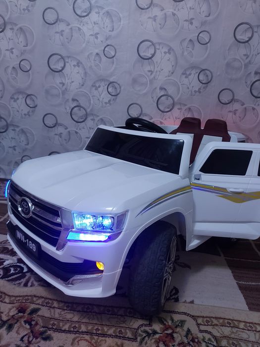 Продам машину для ребёнка