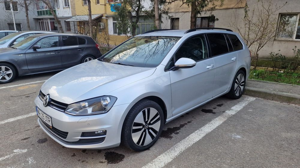 Volkswagen Golf VII