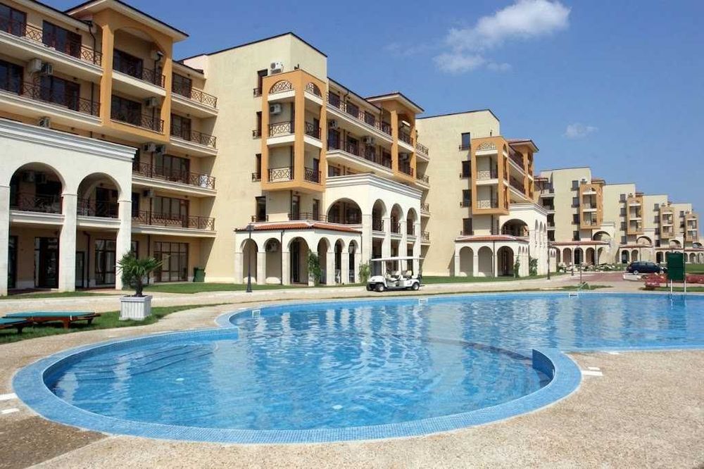 Продава се Двустаен апартамент в Балчик - 67 кв.м за 971 €/кв.м - Снимка #9