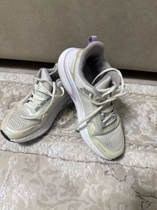 Кроссовки 37 размер