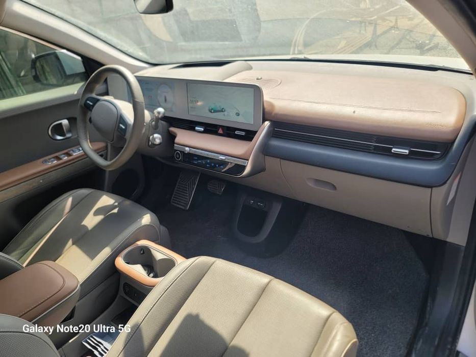 Hyundai Ioniq 2023 — 8
