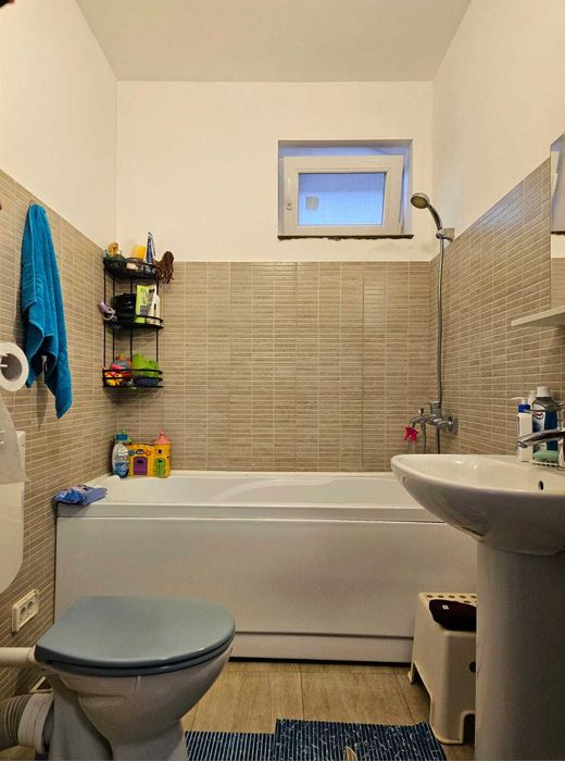 Apartament 3 camere in vila, zona linistita - comision 0%