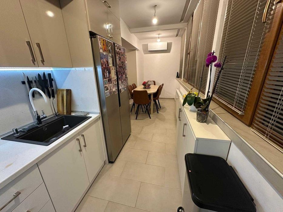 Продава се Четиристаен апартамент в Пловдив, Коматевски възел - 130 кв.м за 1585 €/кв.м - Снимка #9