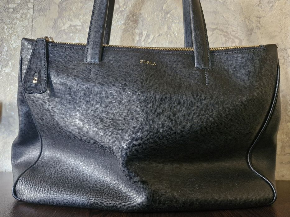 Дамска чанта FURLA