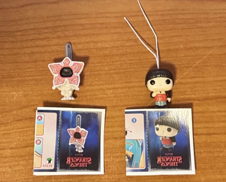 Kinder Joy Stranger Things фигурки