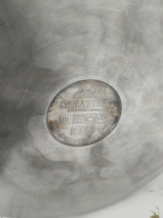 Кастрюли в отличном состоянии