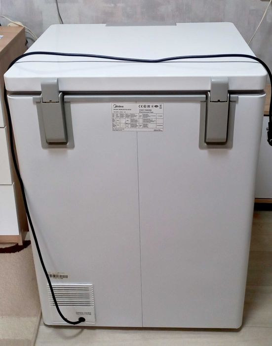 Морозильный ларь Midea 142 л