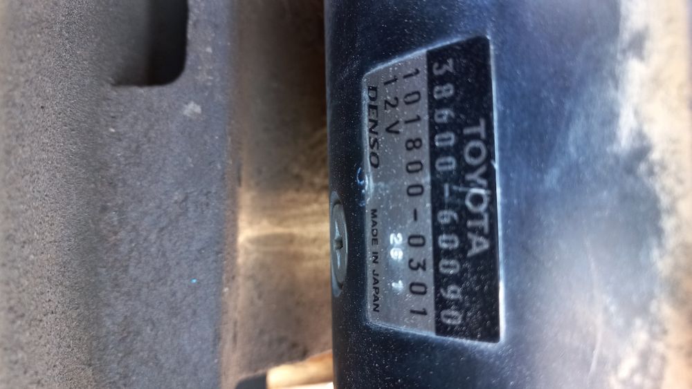 Продам лебётку на 12 волт