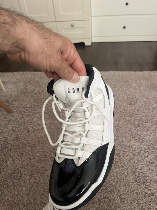 Nike Air Jordan Max Aura-оригинални маратонки