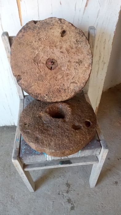 Тас диірмен сатылады