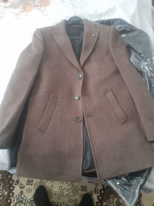 Пиджак каричнывый