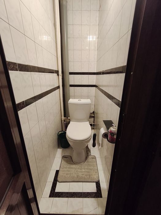 Продается квартира 4 комнатная с двором