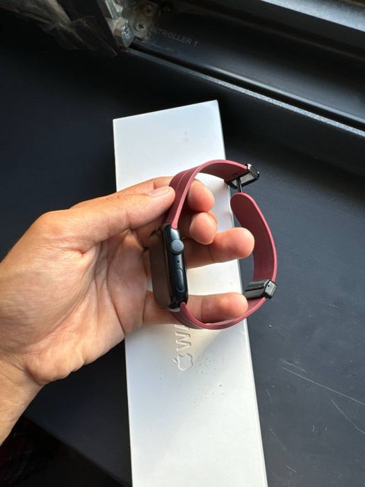 Apple Watch 7 seria Чорний цвет 32 Гб