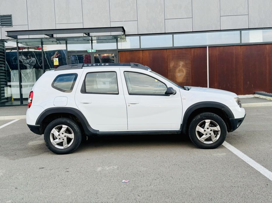 Dacia Duster 1,5 diesel 4x4 an 2016 110ps.190.000 mii Km reali