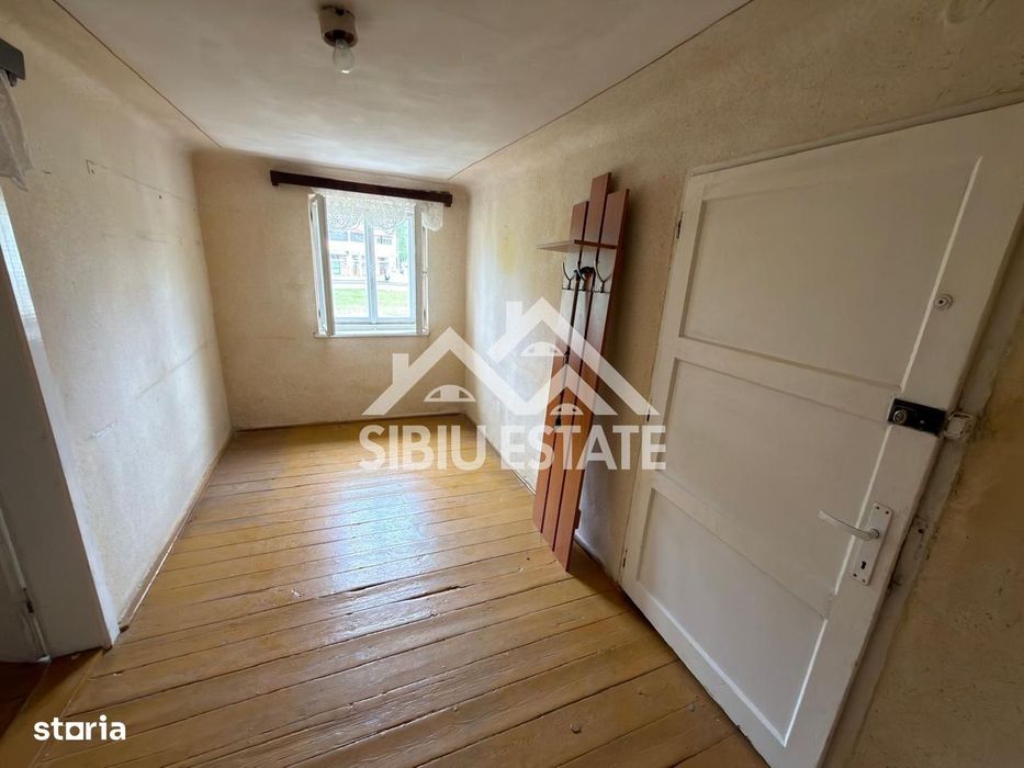 Apartament la casă, 2 camere | Zona Strada 9 Mai – Constituției — fotografia 1