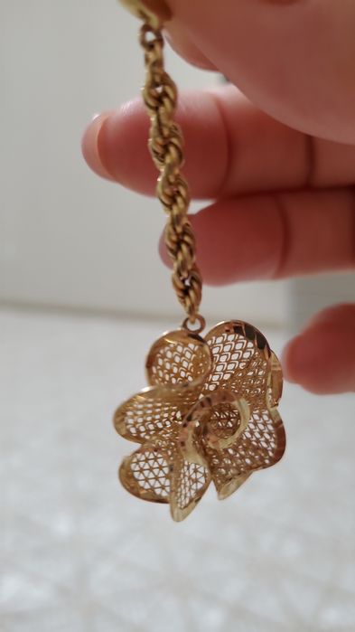 Продам золотые серьги 585 пррба