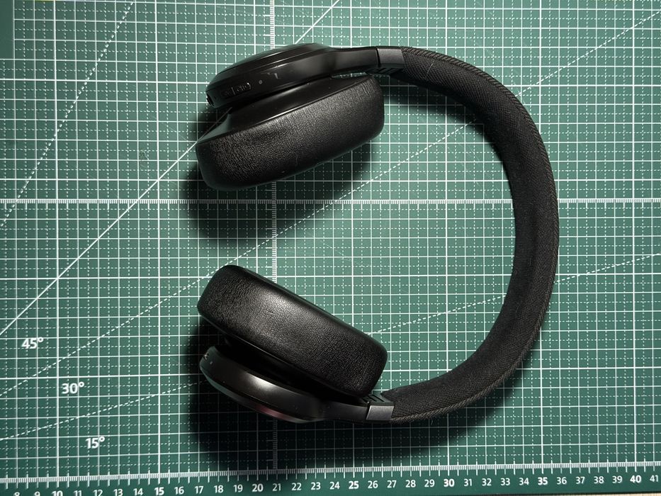 JBL live 770 nc.