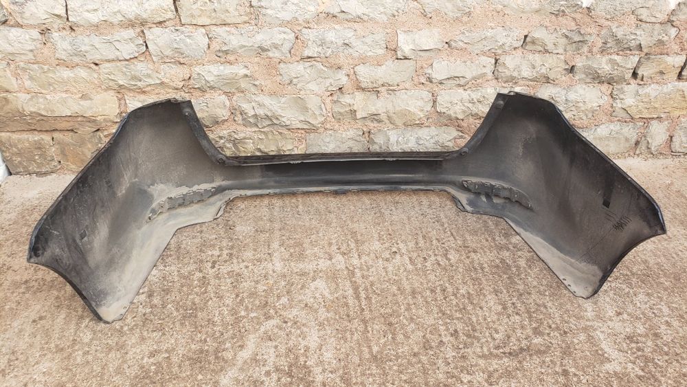 bronq/broni Toyota Yaris 2015-18g.