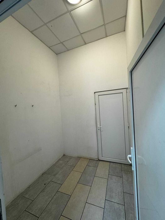 Spațiu comercial de închiriat – 200 mp – zonă centrală, Liești, Galați