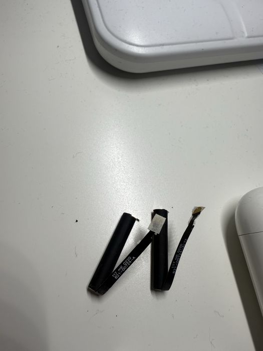 Doua baterii de casti Apple Airpods iphone acumulator baterie apple