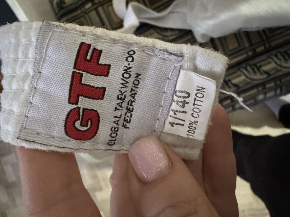 Прода кимано на рост 140 см с комплектом