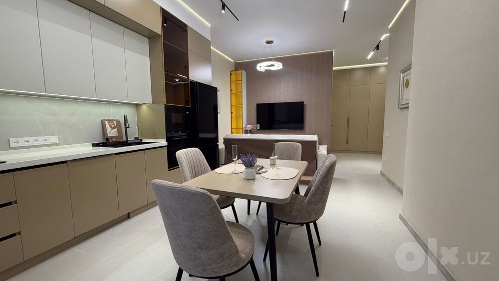 Продаётся квартира в ЖК Muhtasham 2х комн, 70м2 ‼️