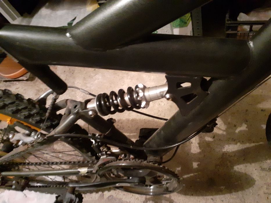 Vand bicicleta MB si 2 seturi bluza-șort ciclism unisex m.3/L