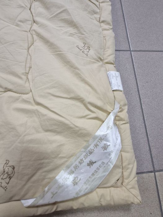 Продам верблюжье одеяло б/у. 220×180