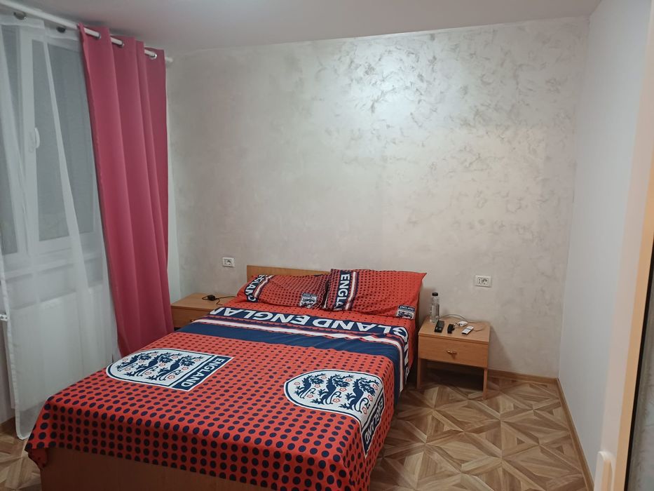 Apartament 4 camere 2 bai