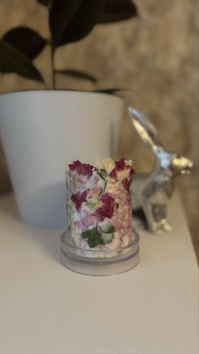 Ботаническая свеча для интерьера и вашего уюта.