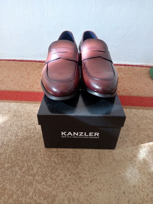 Ерлер аяқ-киімі.