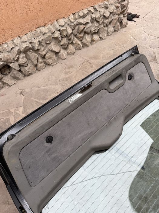Крышка Багажника (универсал) на BMW e34