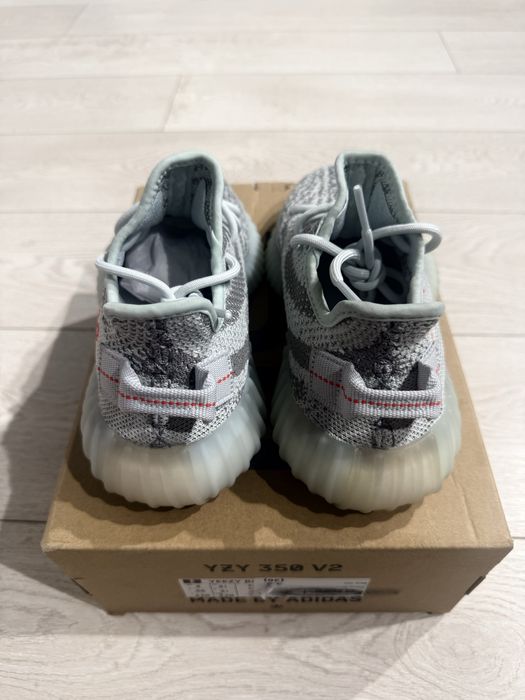 Adidas yeezy boost 350 blue tint
