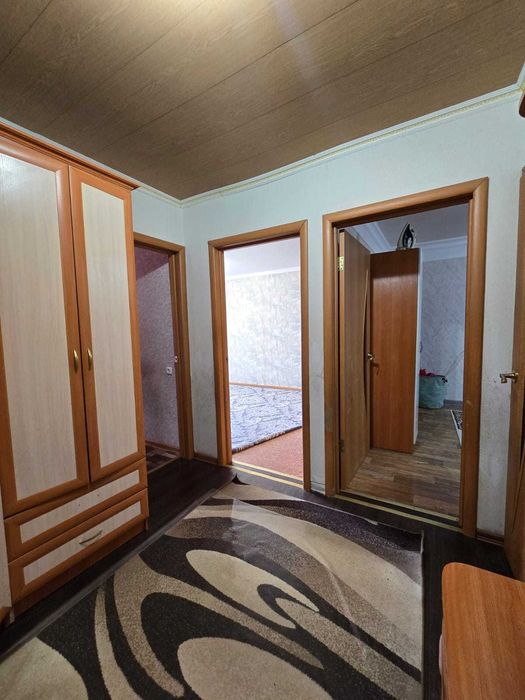 Продам 3х комн квадратн.коридор  в 6мкр