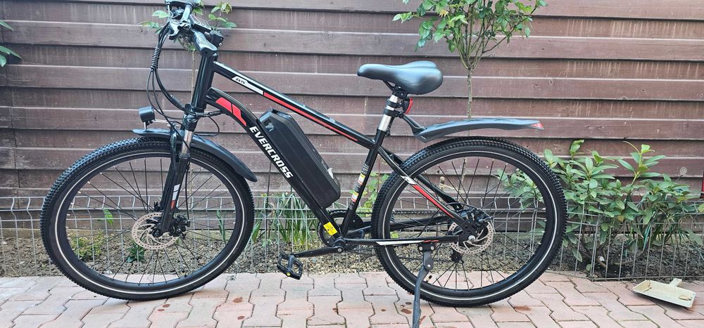 De vanzare bicicleta electrica cu 2 acumulatori