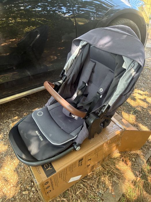 Maxi Cosi Adora 3 в 1 детска количка