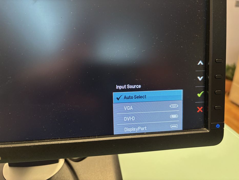 Монитор DELL 19inch