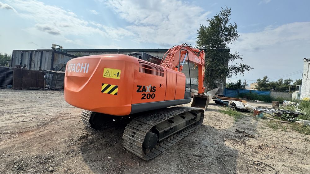 Экскаватор Хитачи 330-5G в аренду