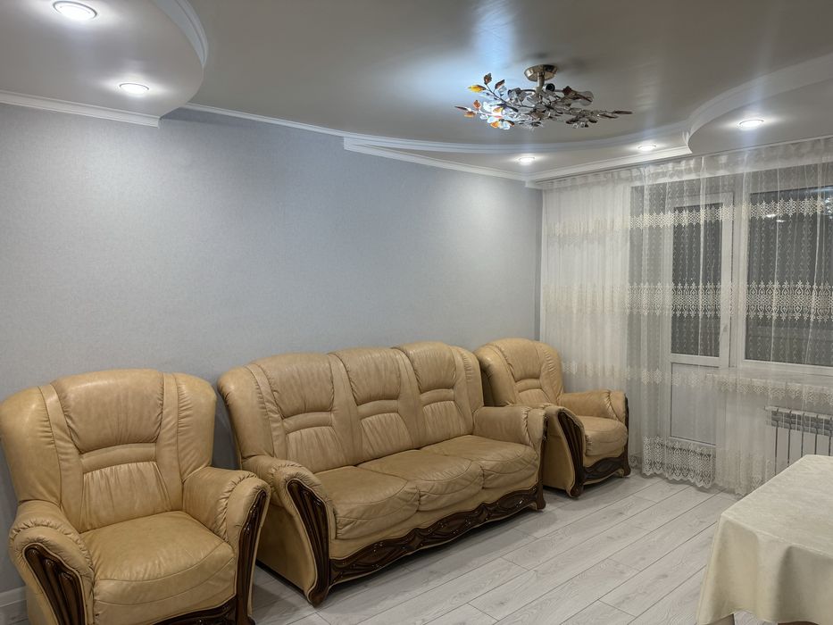 Сдам трешку в центре на длительный срок