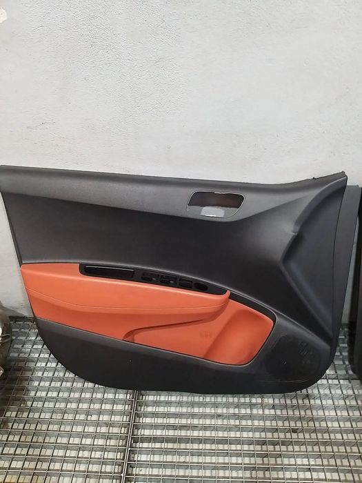 Fata tapiterie usa stanga fata hyundai i10 ba ia 82310b9010