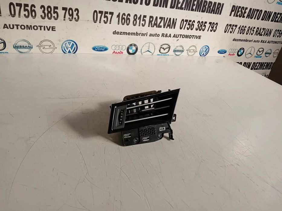 Grila Ventilatie Bord Stanga Vw Passat B8 AN 2014-2020 Volan Stanga Motor DFG