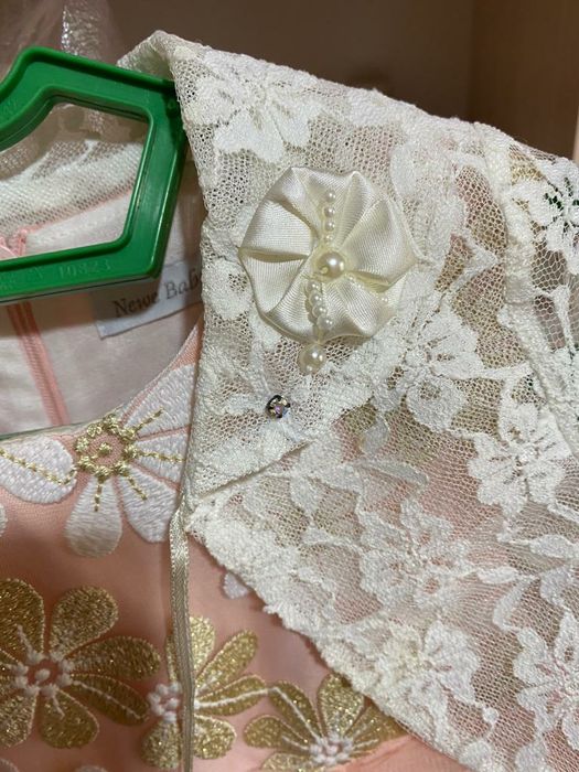 Продам нарядные платья