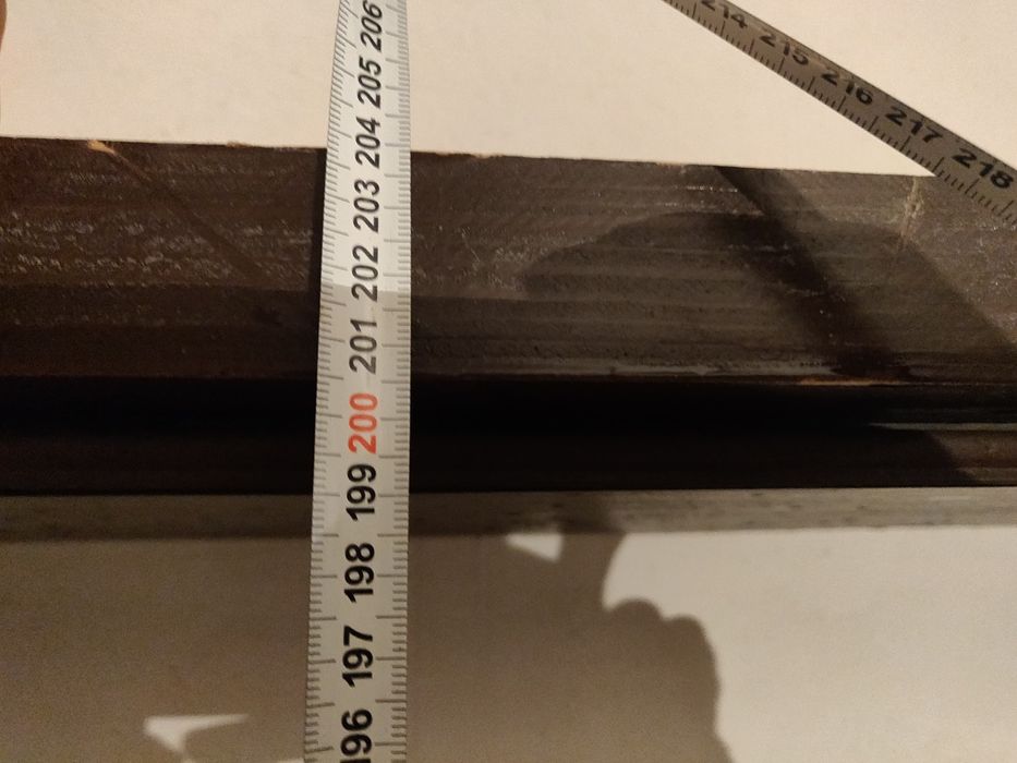 Дверь деревянная