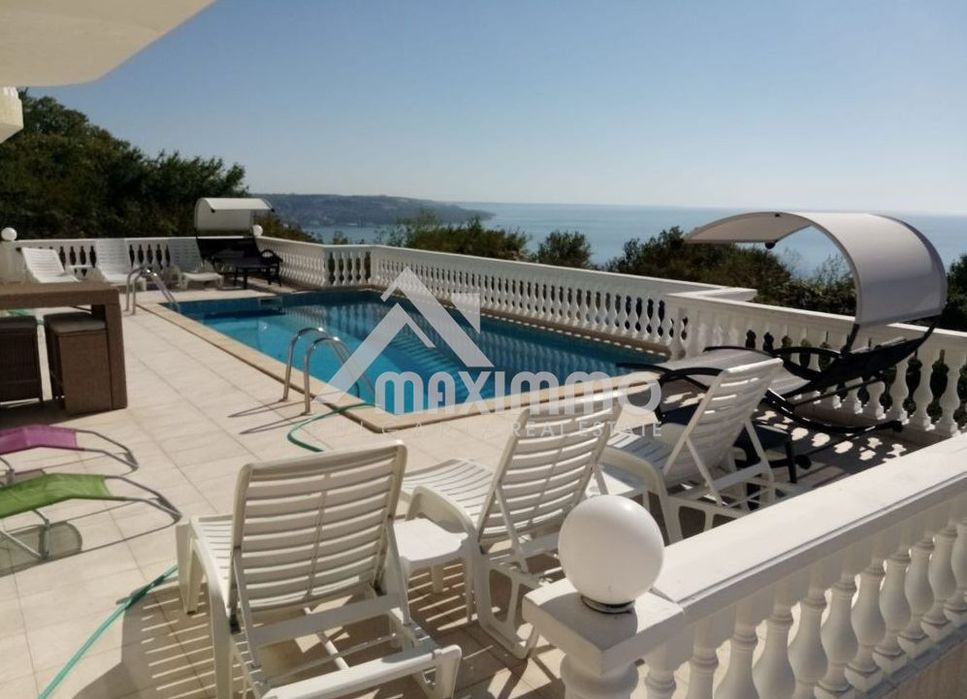 Продава се Къща в Балчик - 465 кв.м за 1054 €/кв.м - Снимка #1