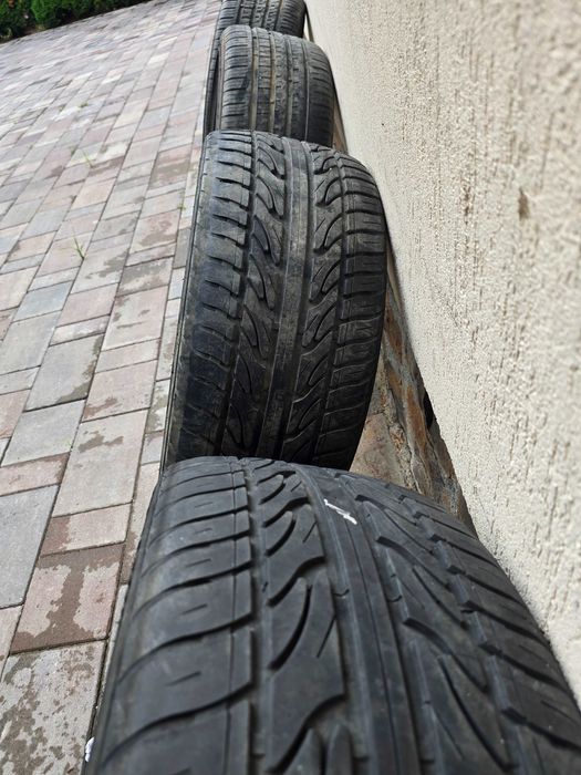 Anvelope 255 35 20